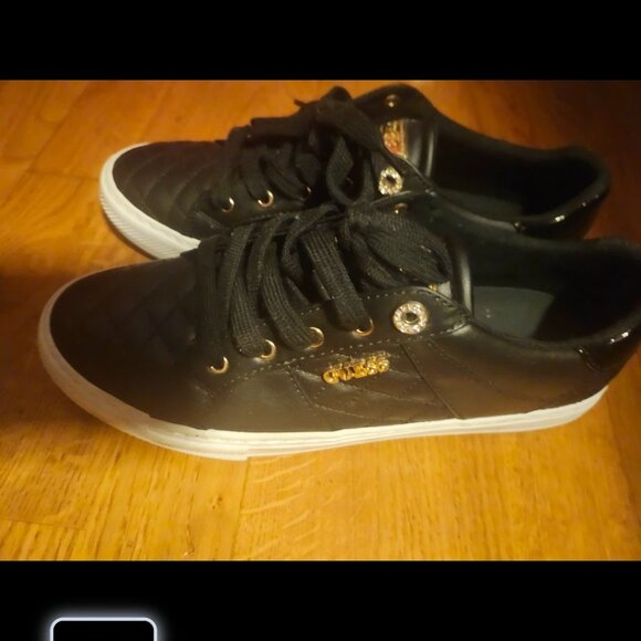 Guess black with gold sneakers - Picture 2 of 4